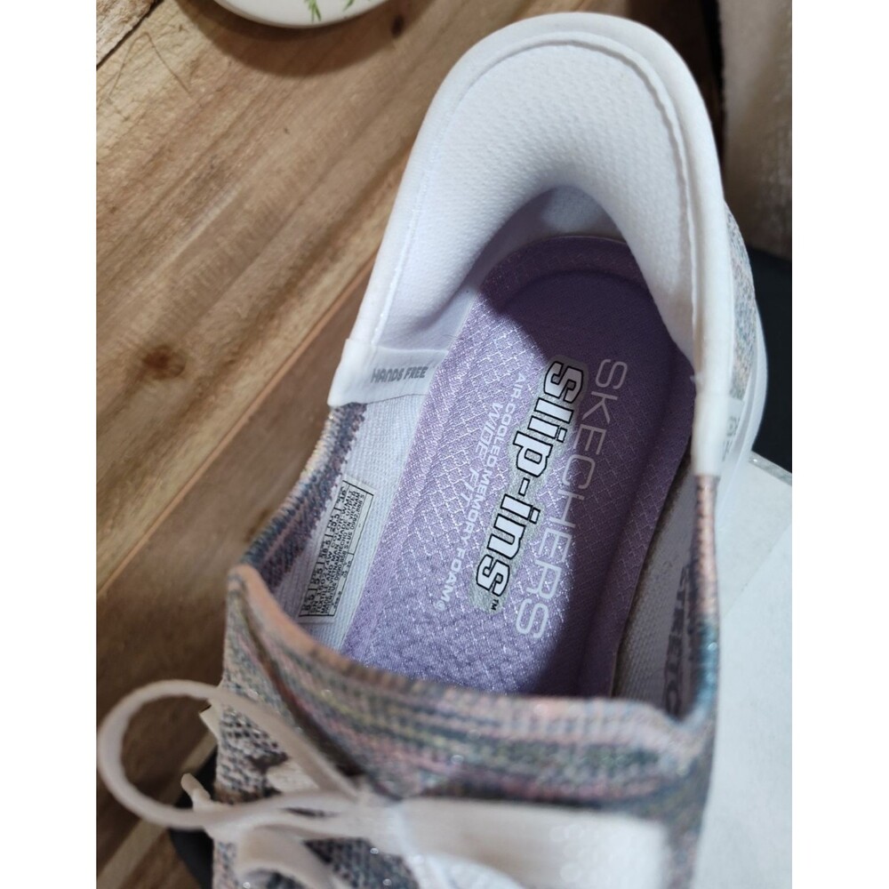 Women's Skechers Slip-ins: Summits - Mystic Glow in White Size 8.5 - Picture 3 of 6